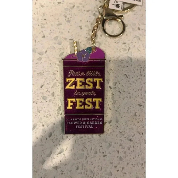 Disney Epcot Food‎ And Wine Festival Keychain sd - Picture 2 of 3